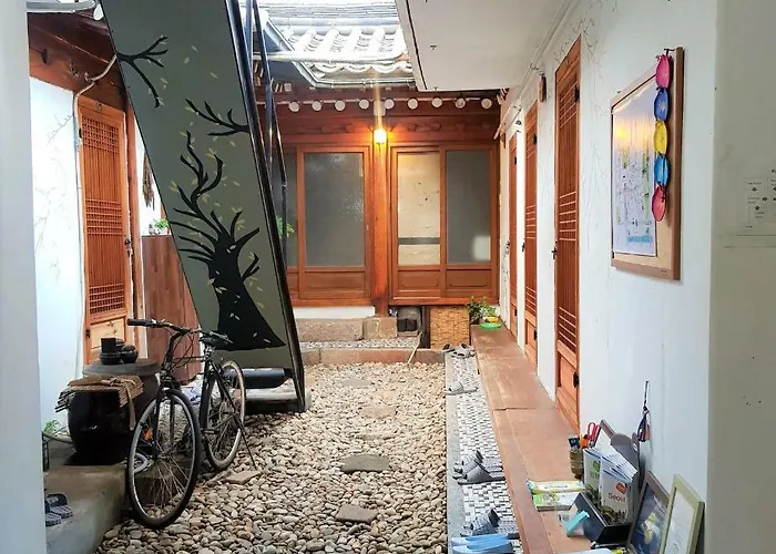 Raon Guesthouse